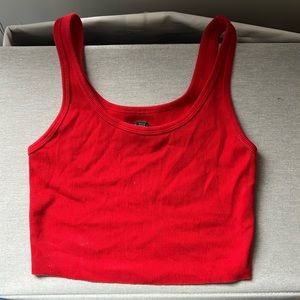 Red cropped tank top Size: XS